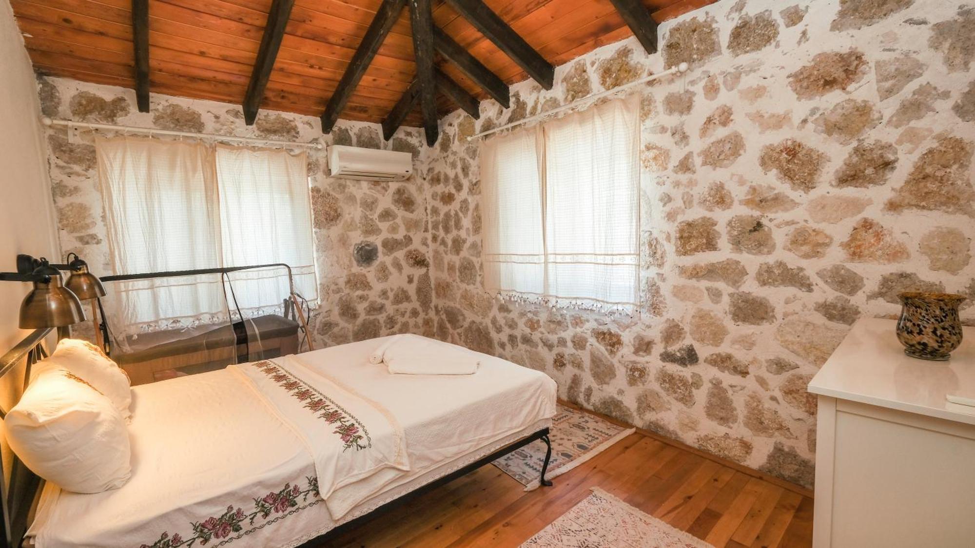 Likya House - Deniz Ve Doga Manzarali, Havuzlu Villa Patara Eksteriør billede